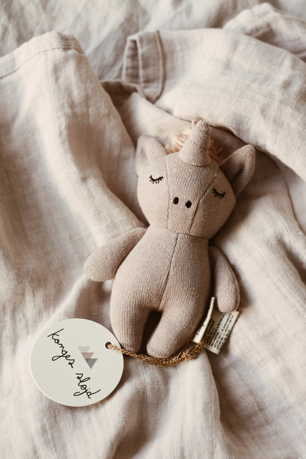 Mini licorne en peluche